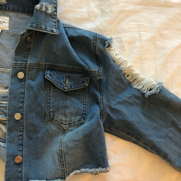 Cropped Denim Jacket - Picture 3 of 3
